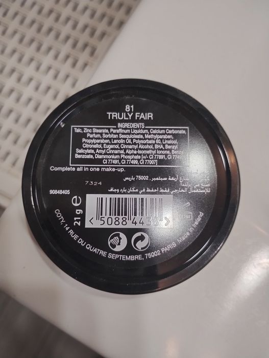Max factor creme puff 81 truly fair