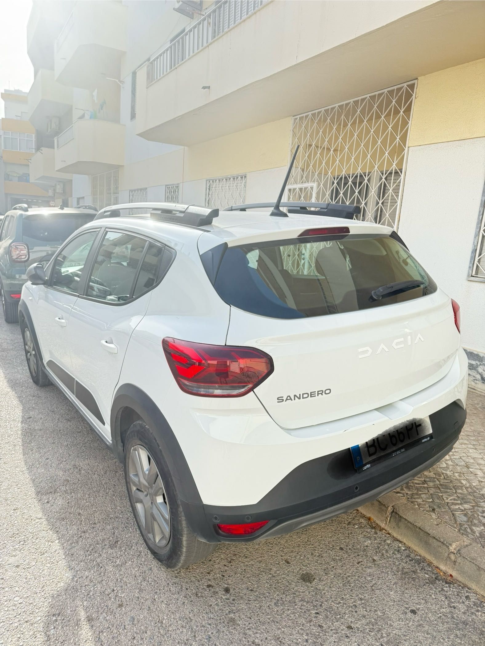 Dacia Sandero -  BI-FUEL COMPLETO