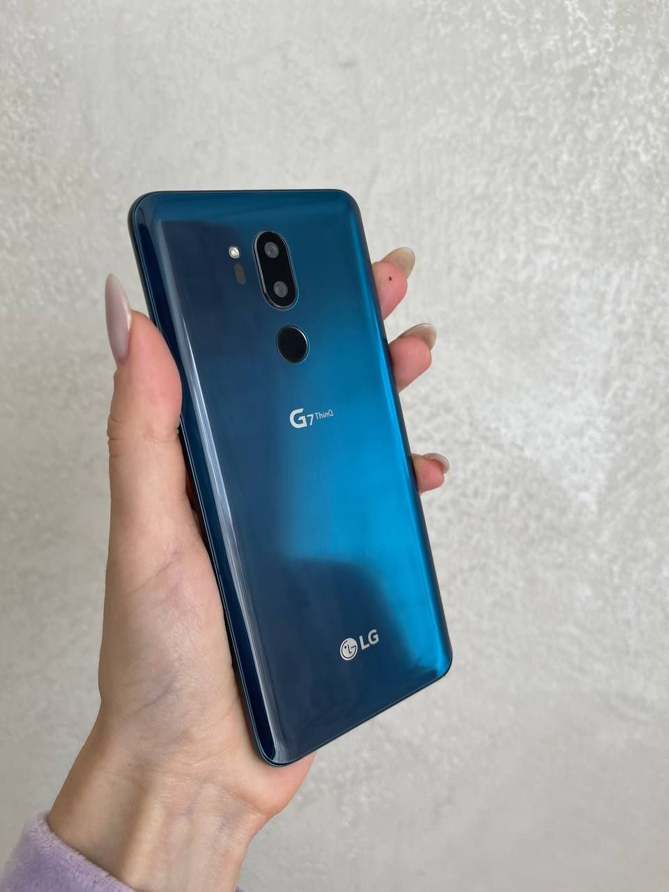 Смартфон LG G7 ThinQ G710ULM 4/64GB 1Sim+microSD