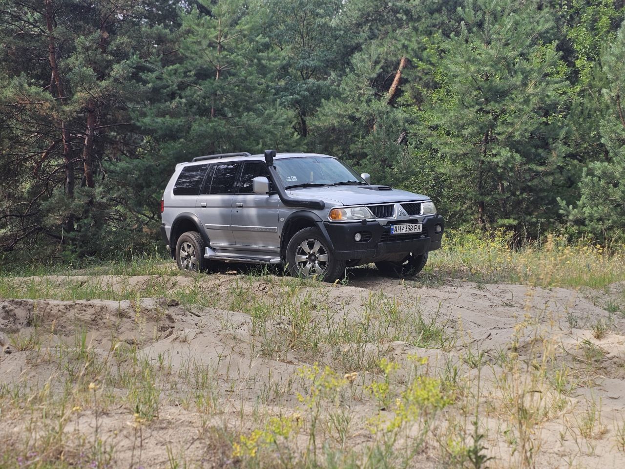 Продам  Mitsubishi Pajero Sport