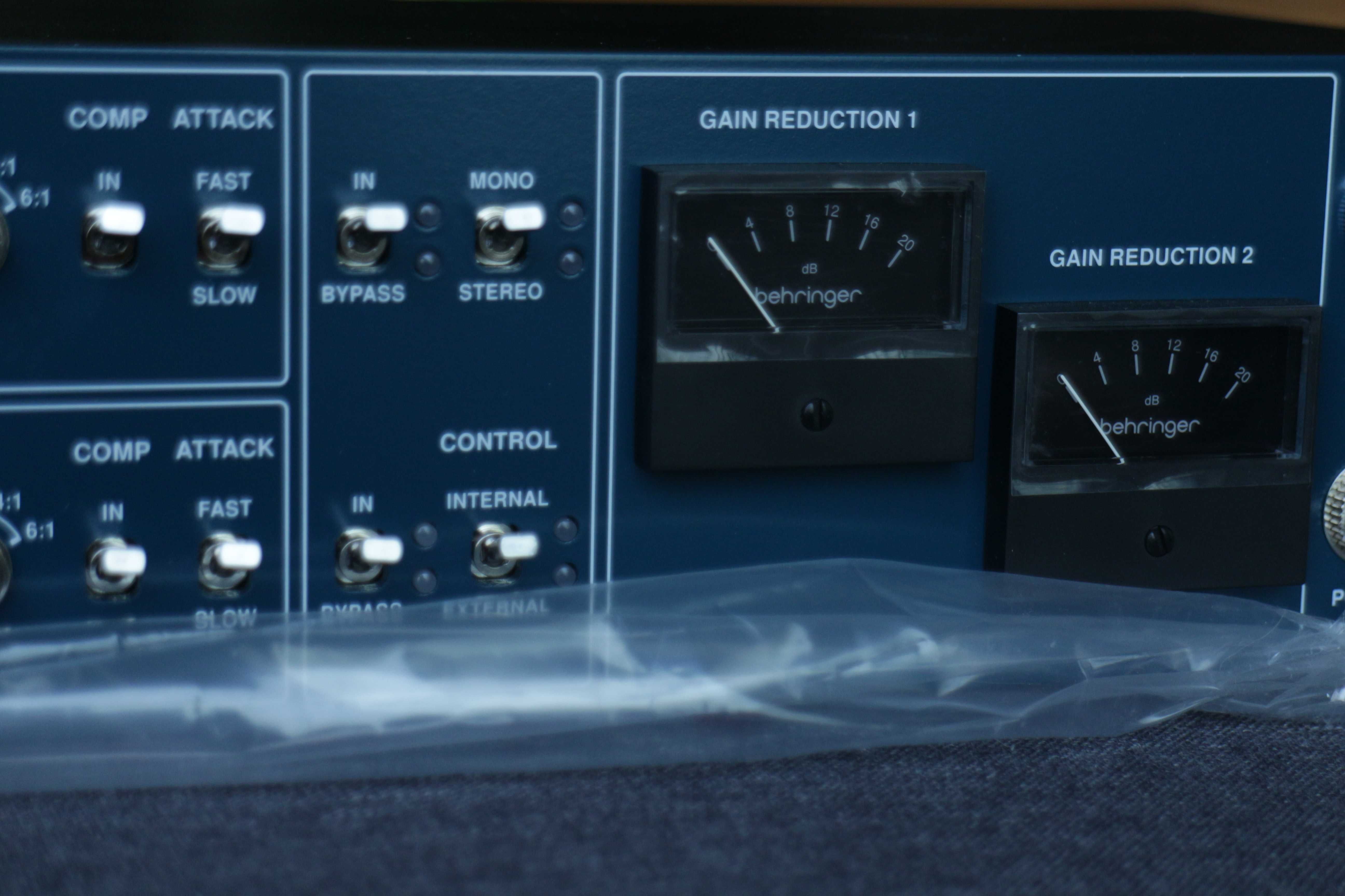 Behringer 369 Compressor Limitador