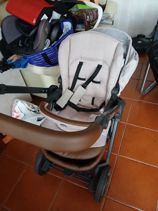 Conjunto de bebé completo Chicco com isofix
