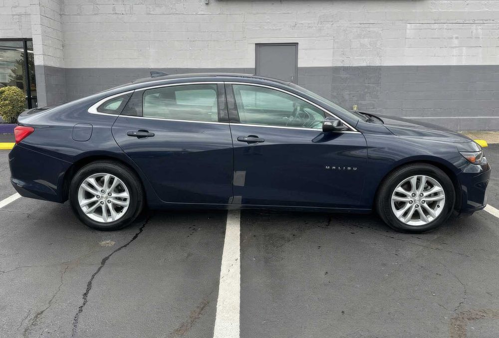 Chevrolet Malibu LT      2017