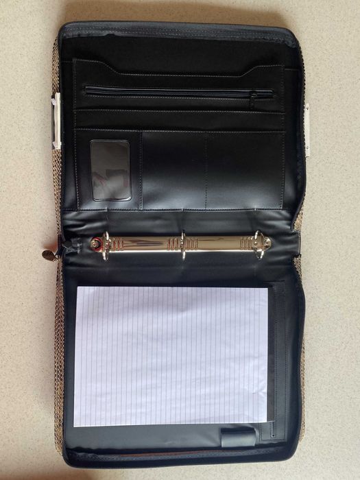 Notes, teczka konferencyjna