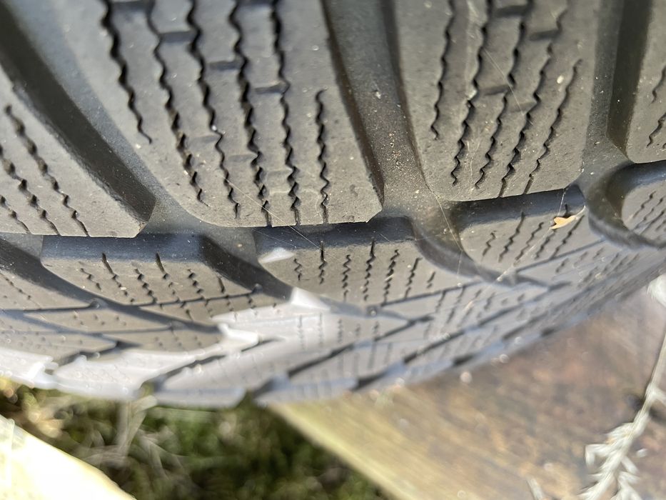 Koła OEM Audi A4 B9 A5 8W 225/50r17 5x112 7x17 ET42 VW Skoda Sest