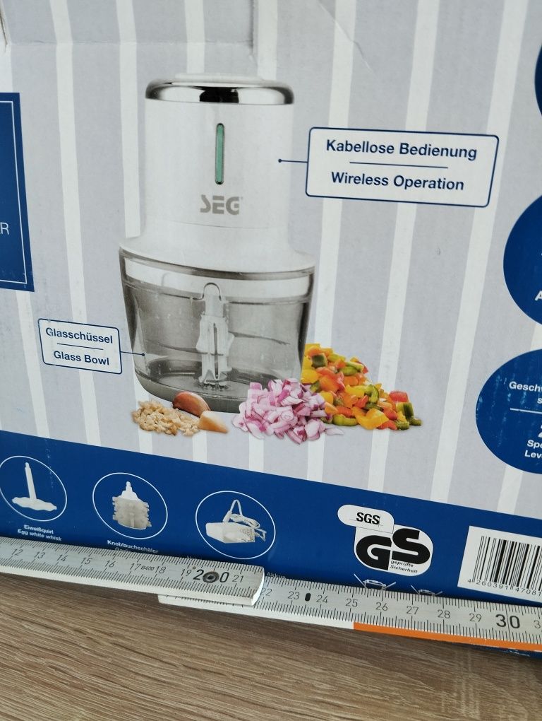 Elektryczny rozdrabniacz do warzyw