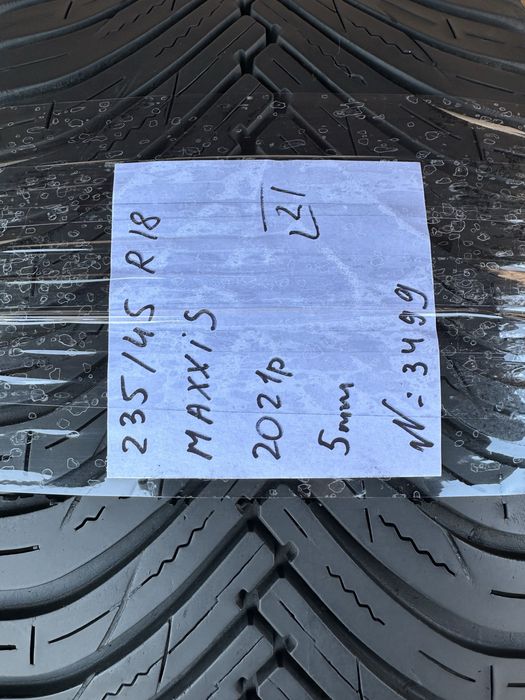 Шини зимові пара 235/45 R18 (98W) Maxxis Premitra 2021p