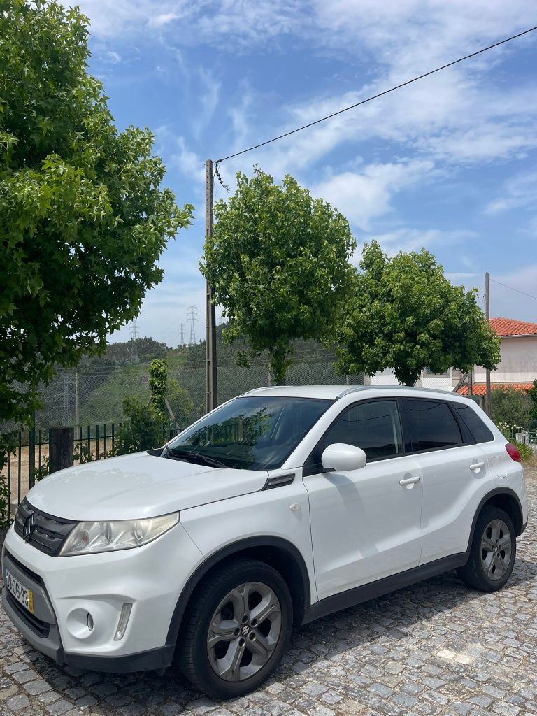Suzuki Vitara 1.6 (SUV)