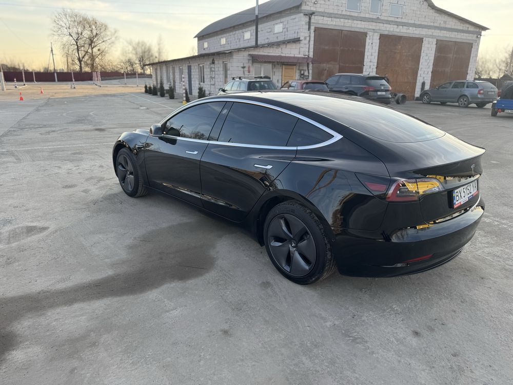 TESLA MODEL 3 2019року