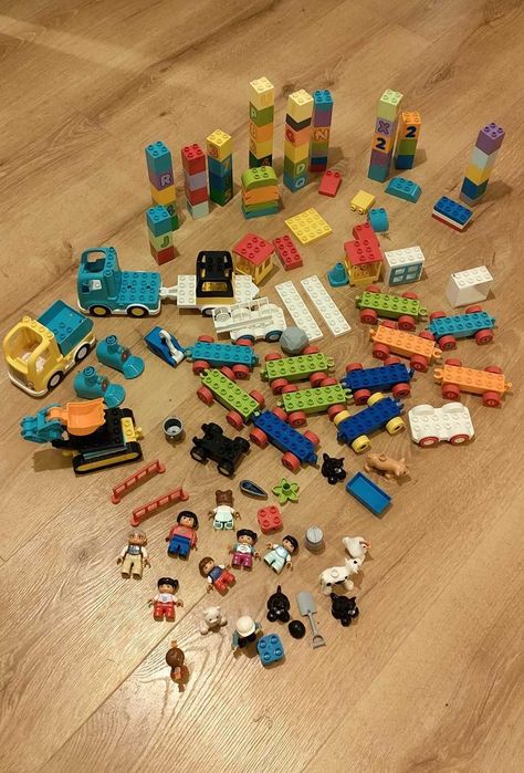 lego duplo kolejka pociag tory wiadukt zestawy 10874, 10872 i 2x 10882