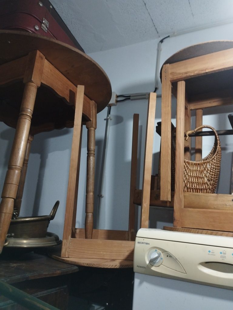 4 mesas redondas para usar com toalha ou cobertura até aos pés.