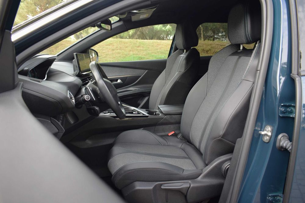 2023/05 | Peugeot 3008 Plug-In Hybrid 225 e-EAT8 Allure Pack