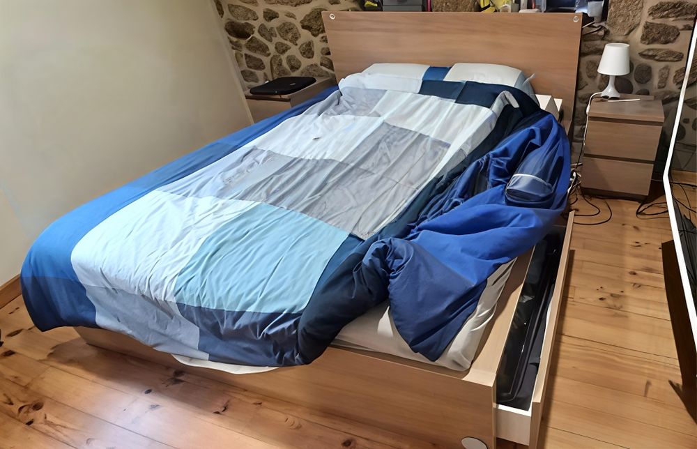 Cama de Casal madeira
