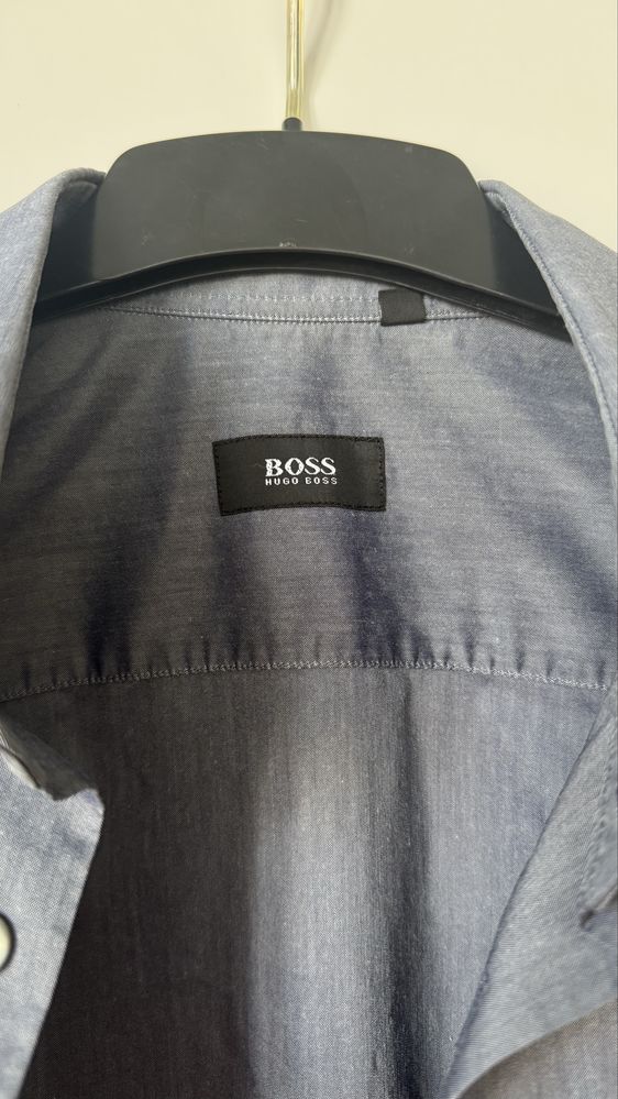 Сорочка HUGO BOSS дуже гарна