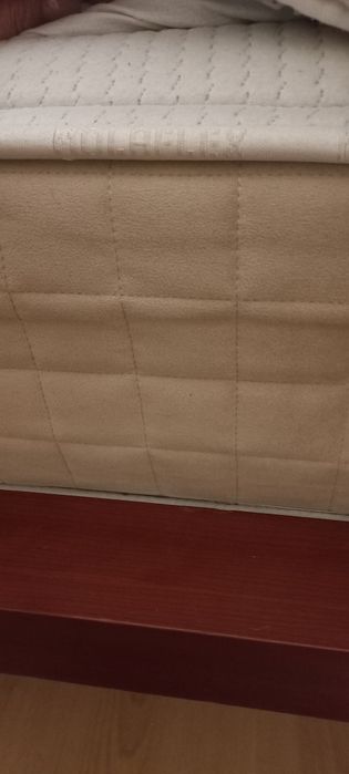 Colchão de cama de casal Molaflex