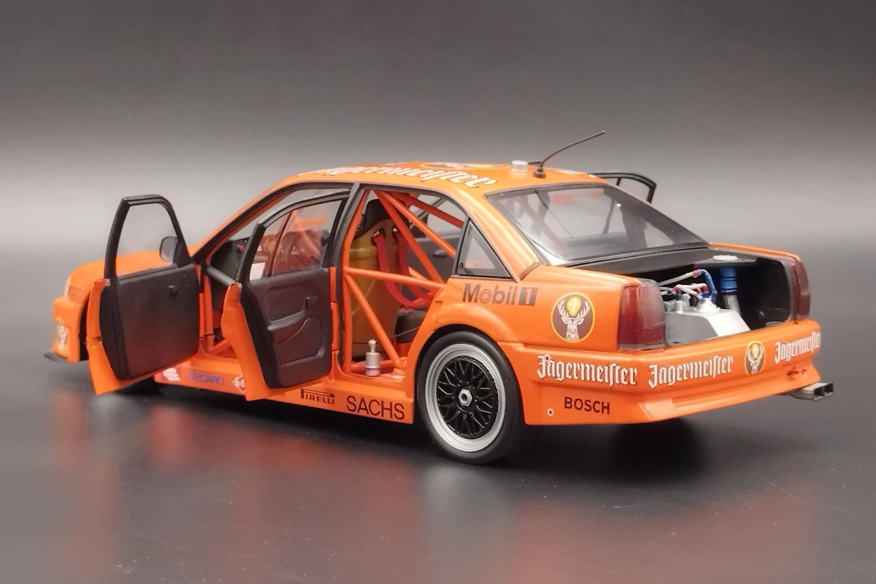 1:18 Opel Omega n66 Jagermeister Oberndorfer DTM 1991 Minichamps