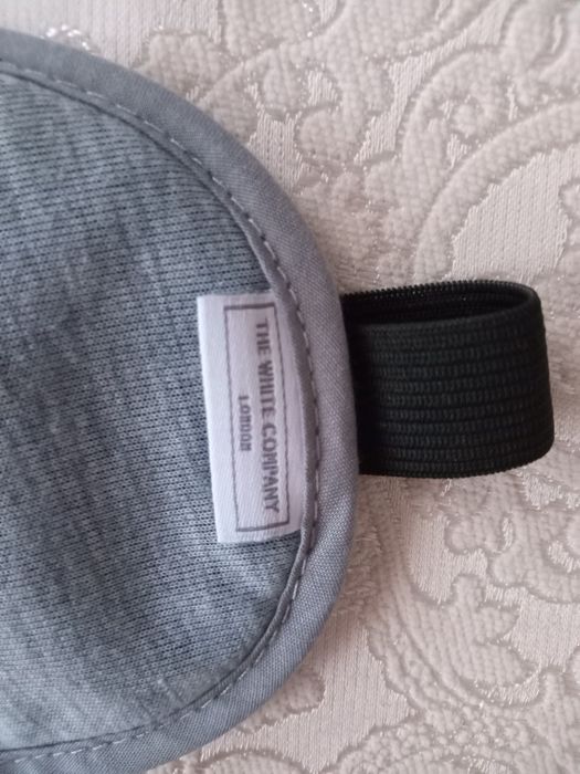 Маска для сну аксесуар для комфорту