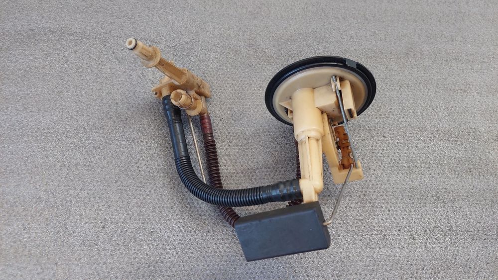 Boia combustível MERCEDES-BENZ Classe C (W202)