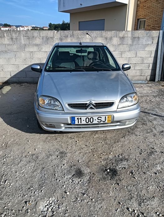 Corre saxo 1.1 gasolina