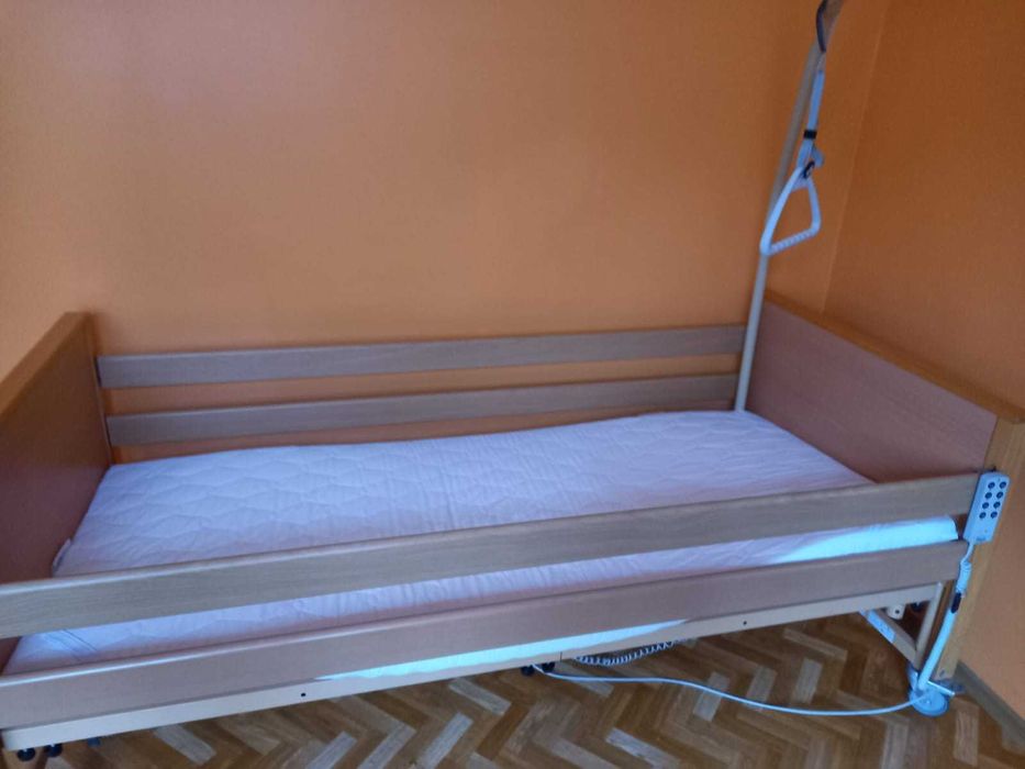 Sprzedam łóżko rehabilitacyjne