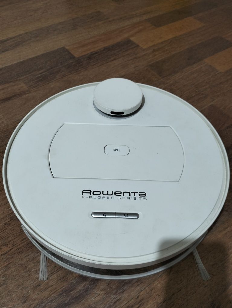 Продам моющий робот пылесос rowenta Xplorer 75