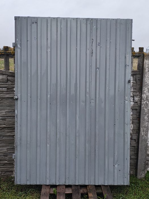 Drzwi Garażowe Dwuskrzydłowe Ocieplone