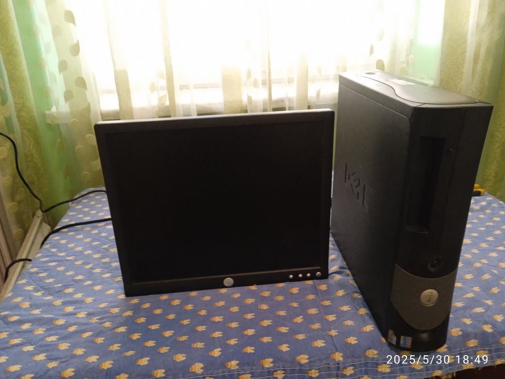 Комп'ютер dell в робочому стані або на запшастини