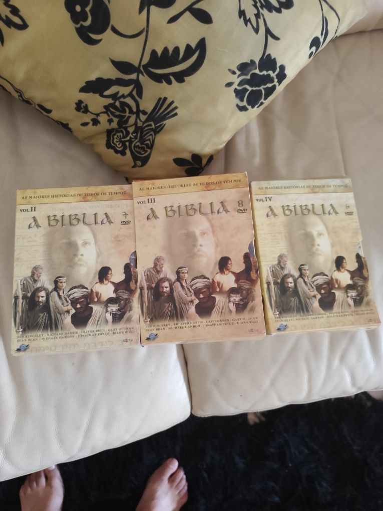 DVDs historias bibliotecas