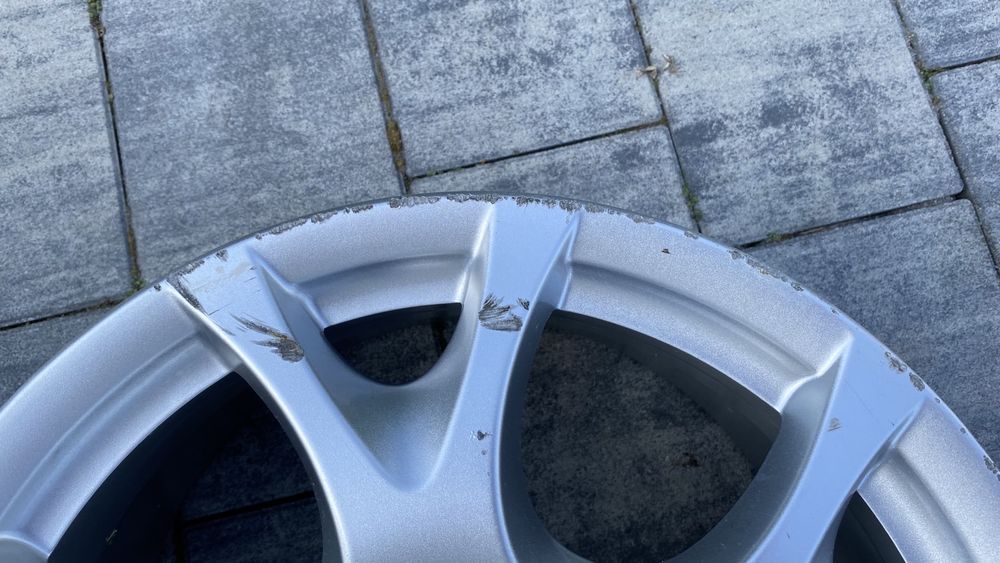 Felgi aluminiowe Alfa Romeo Mito 4x98 16 cali