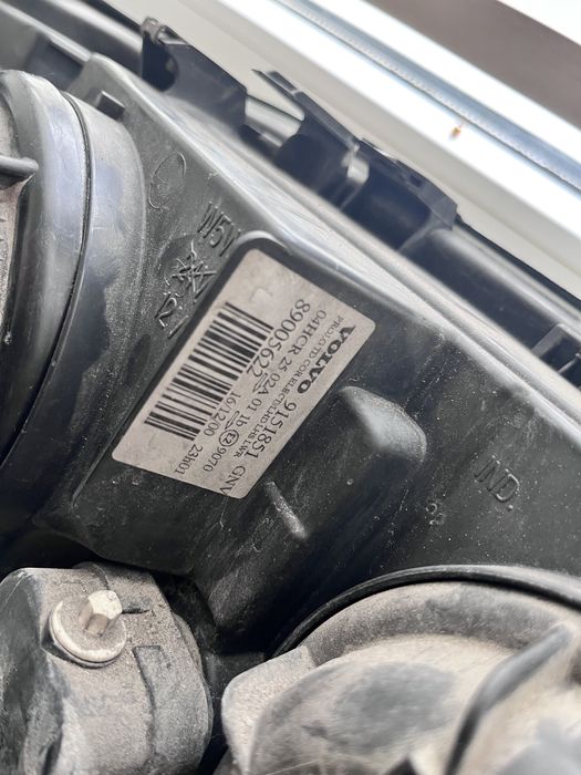 Lampa lewy przod Volvo S60 I