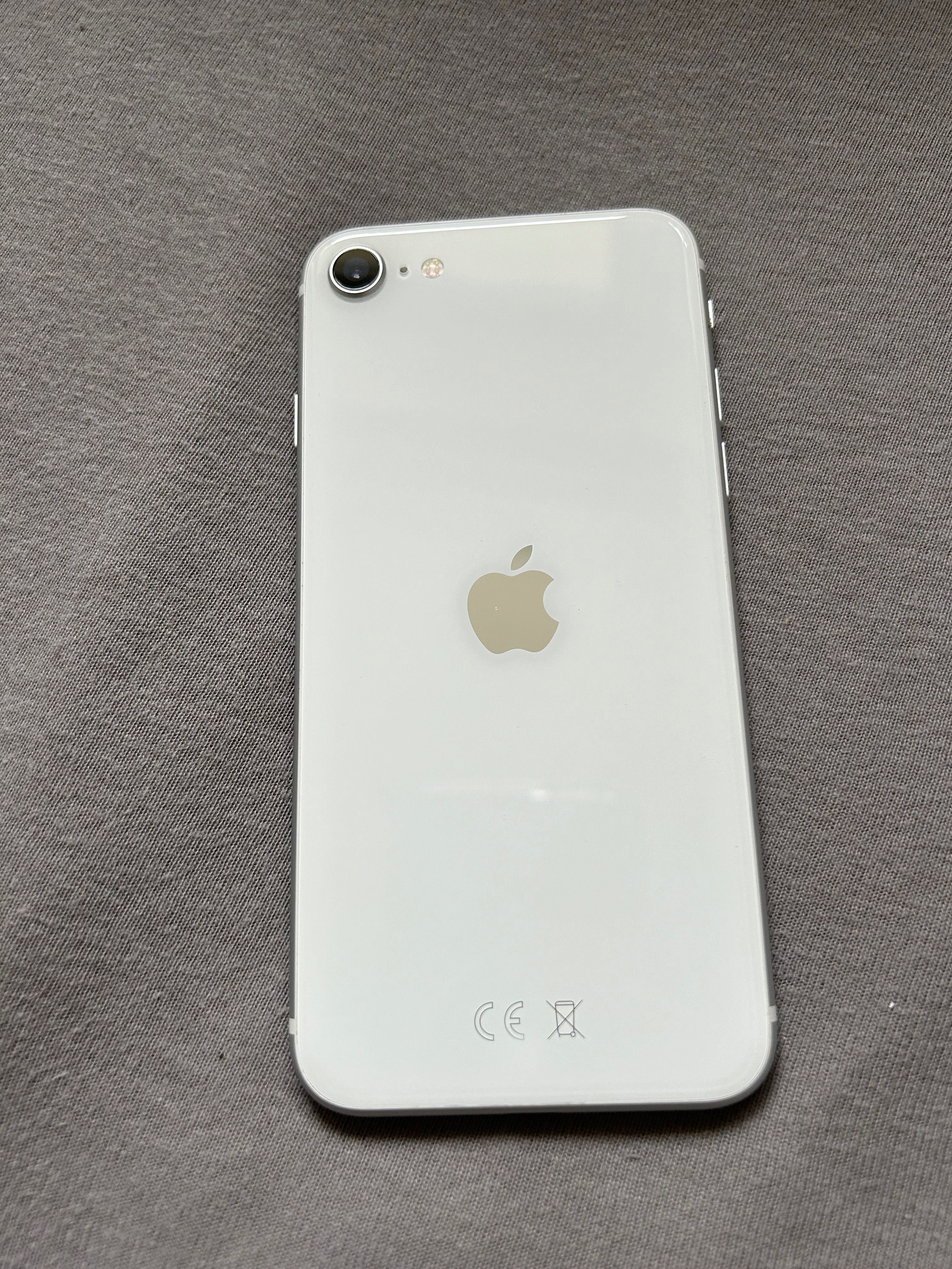 iPhone SE biały stan bardzo dobry