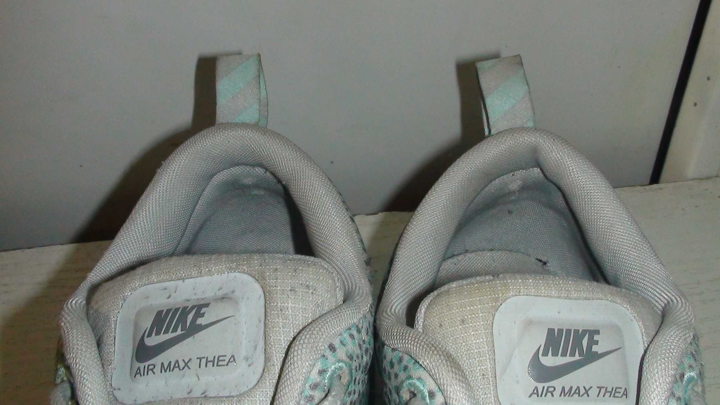 Nike Air Max Thea - бігові кросівки