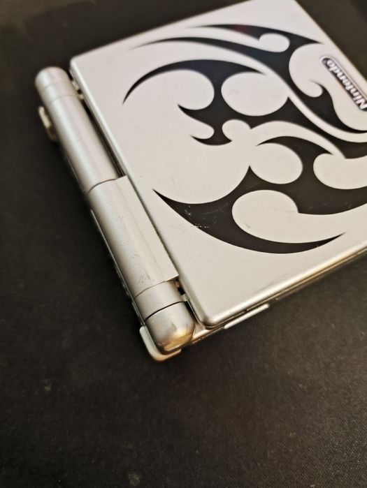 Gameboy tribal edition