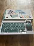 Teclado e mouse wireless