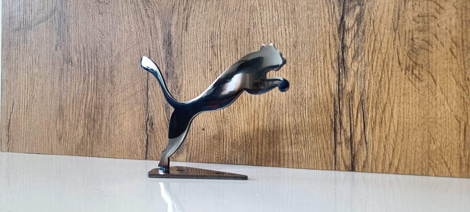 Puma Jaguar na maskę polerowany znaczek logo emblemat na maskę Case