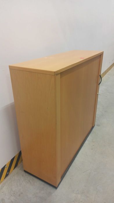 Szafka biurowa zamykana na kluczyk