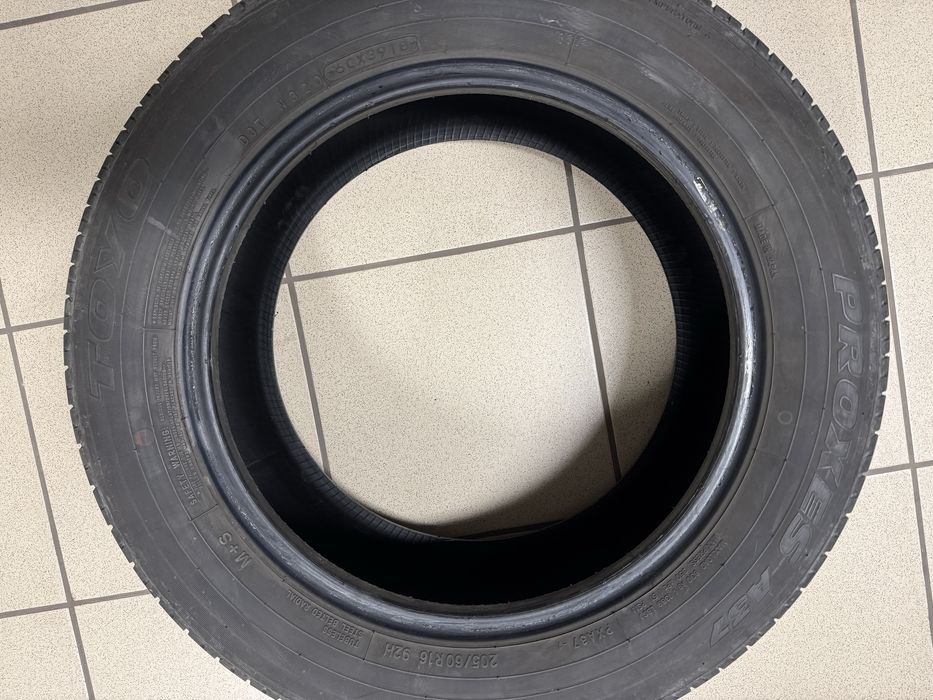 Opony letnie 205/60R16 TOYO