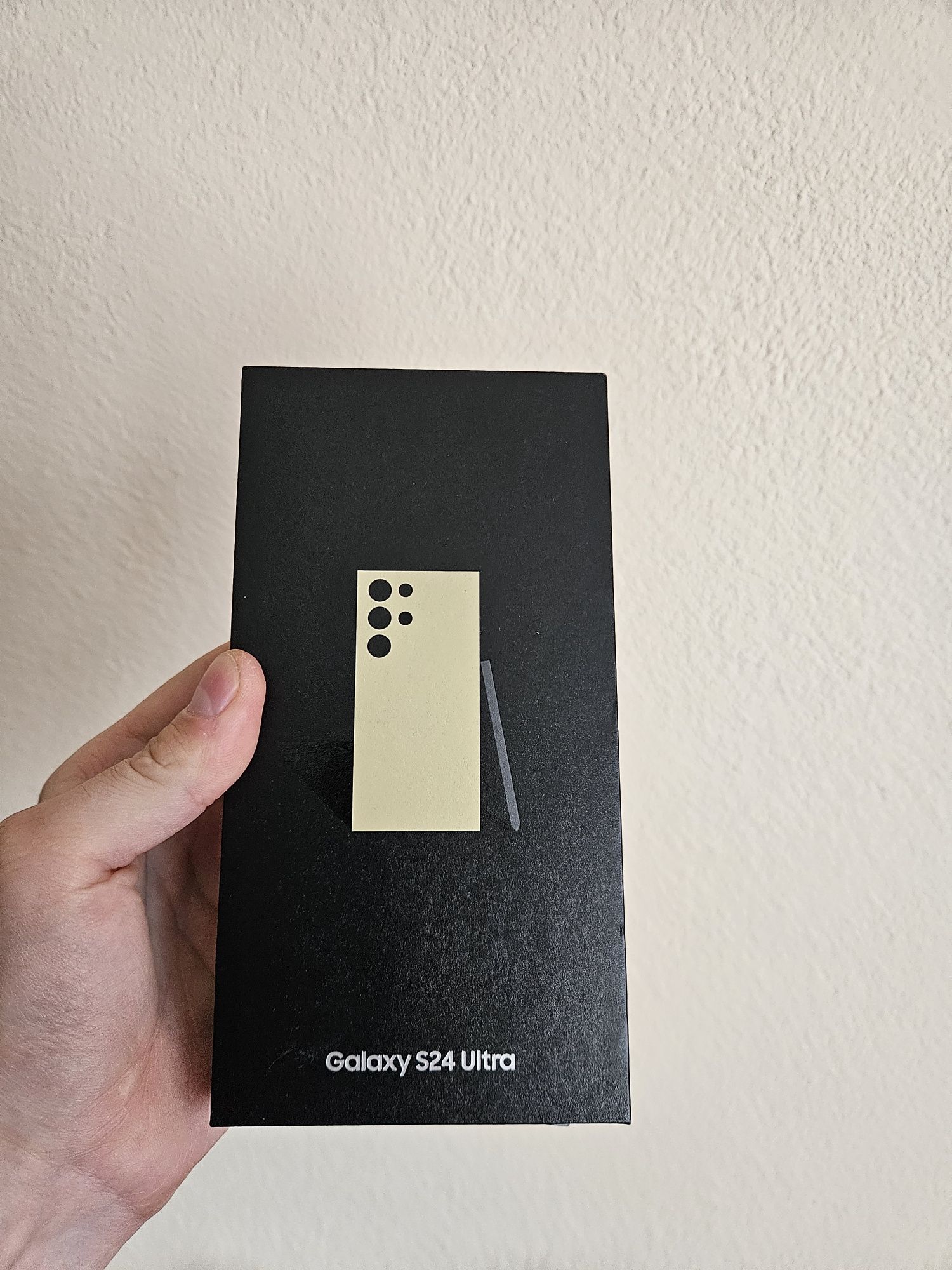Samsung Galaxy S24 Ultra.В идеале.12/512гб.
