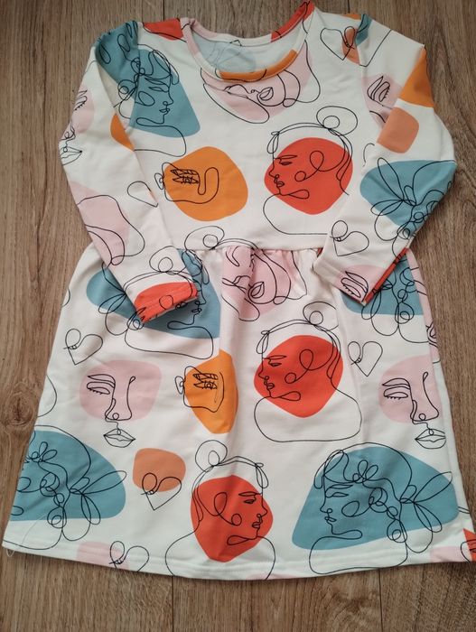 Нове тепле плаття для дівчинки 110 розмір