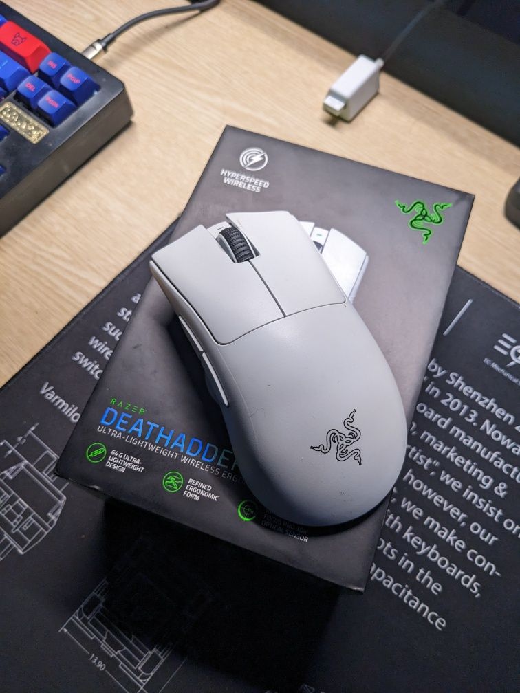 Мишка Razer deathadder v3 pro