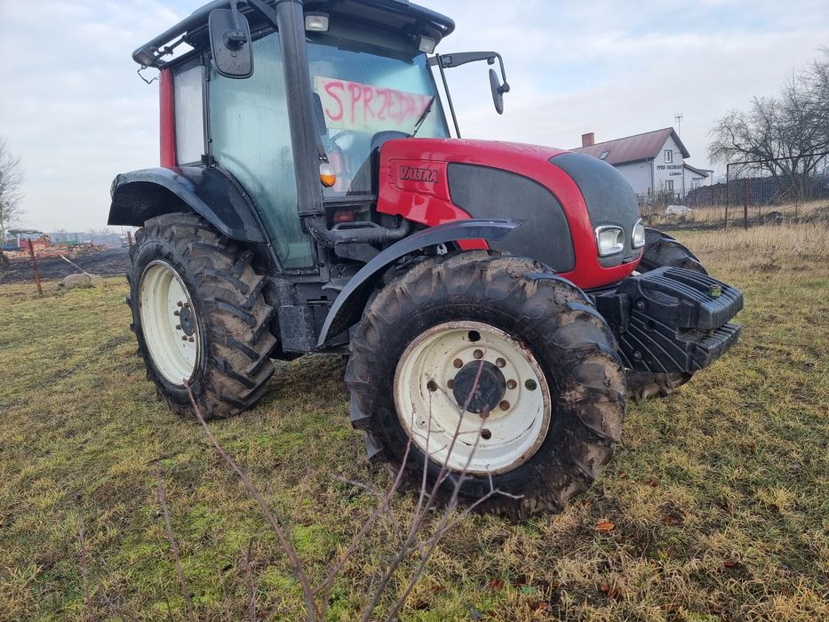 Ciągnik rolniczy Valtra N92F 2010 posiadam też mniejszy Vatra A83 2012