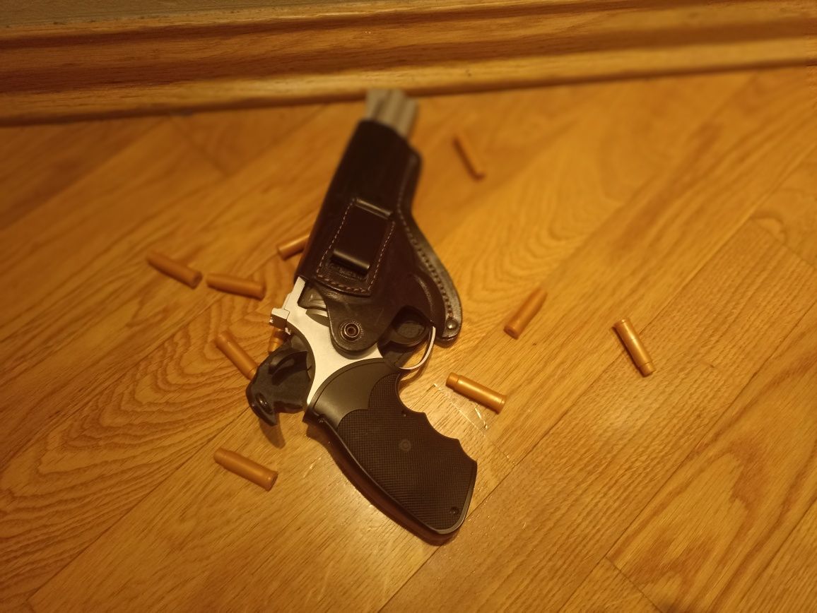 Револьвер іграшковий 6 мм