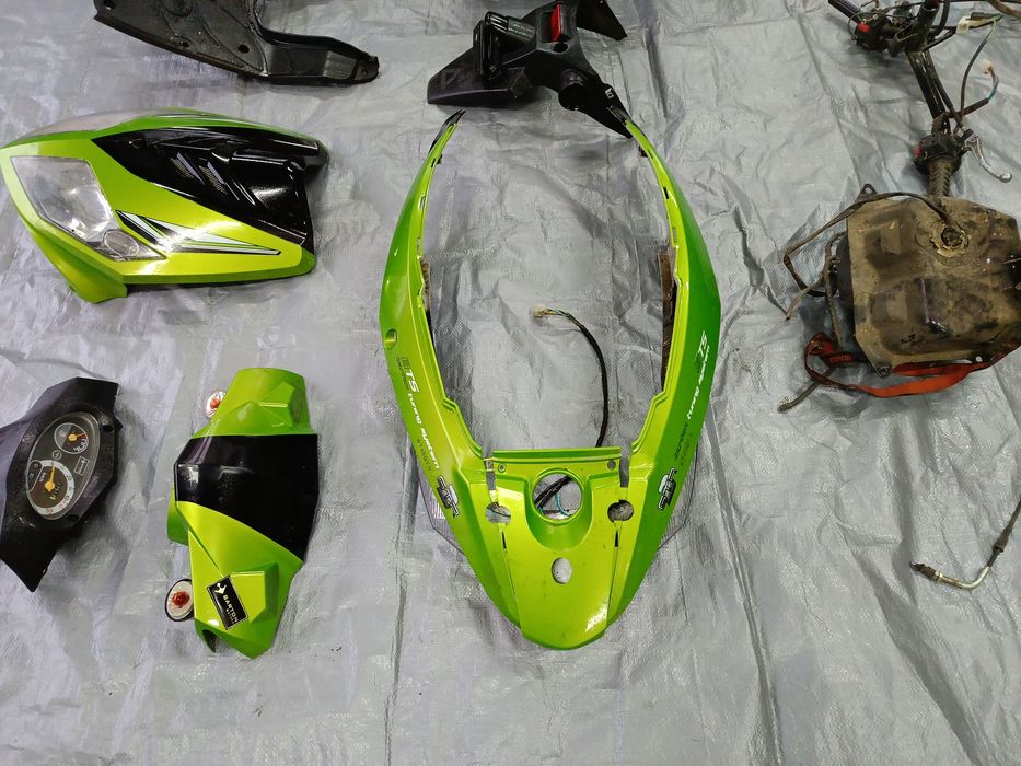 Barton GTR 2 wszystkie części widoczne na zdjęciach!