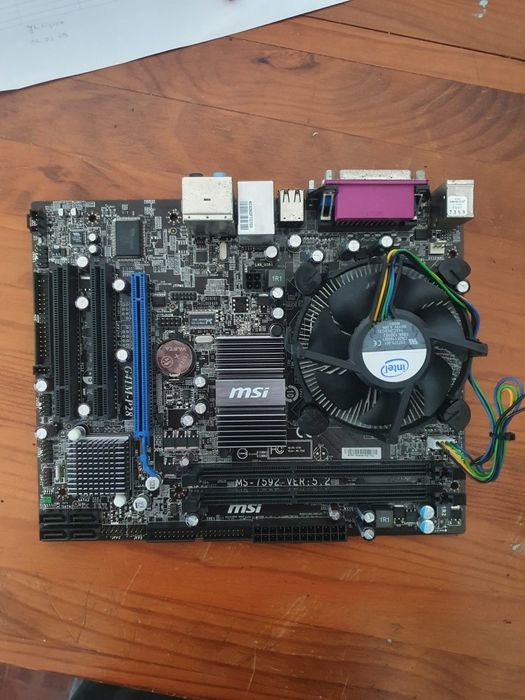 Bundle Motherboard G41M-P28 com cpu