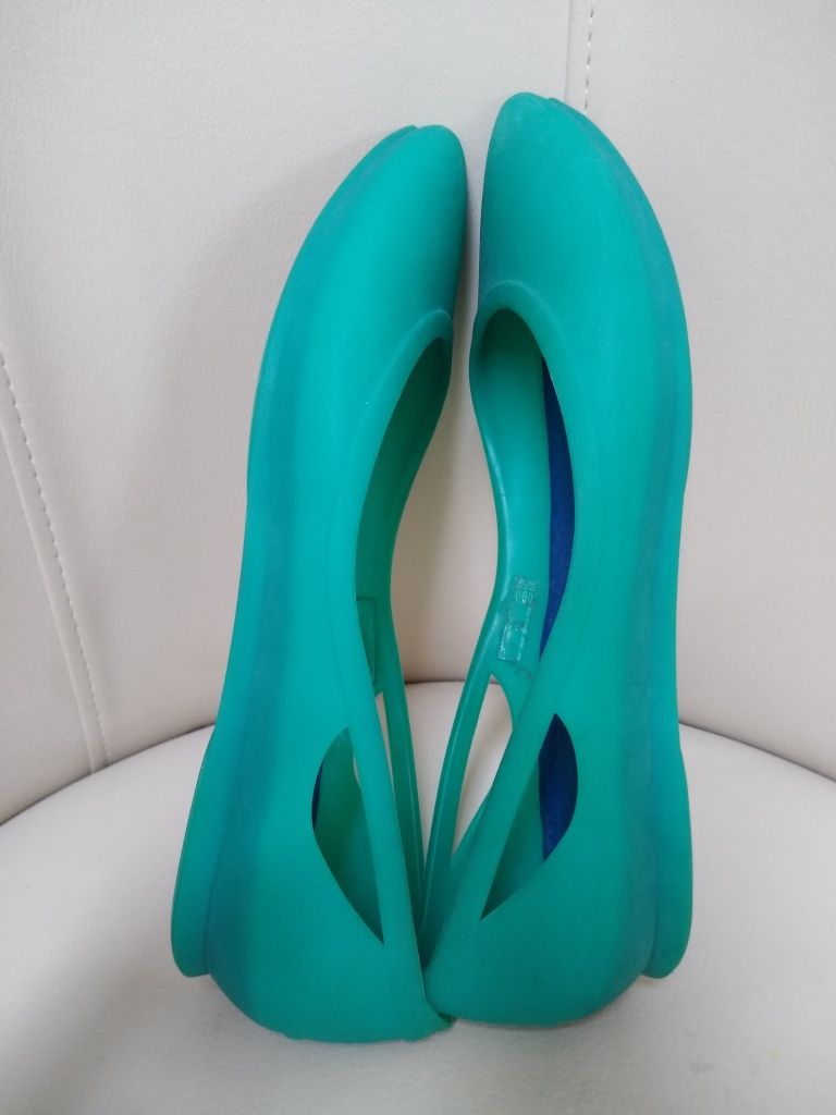 Crocs Rio Flat baleriny W7 37/38