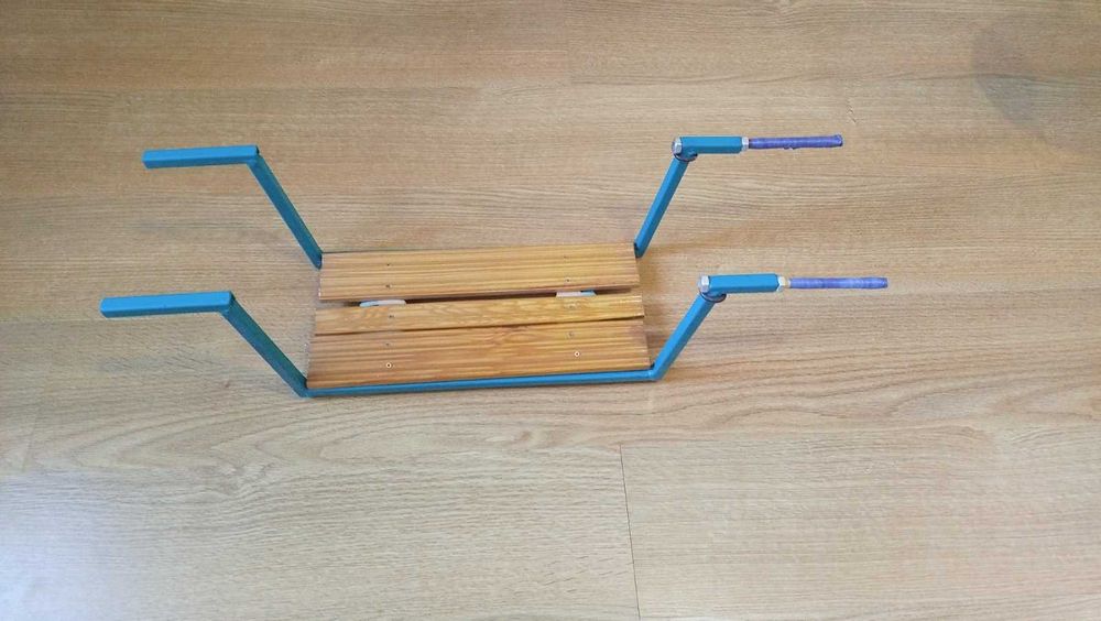 Лавочка в ванную для пожилого человека