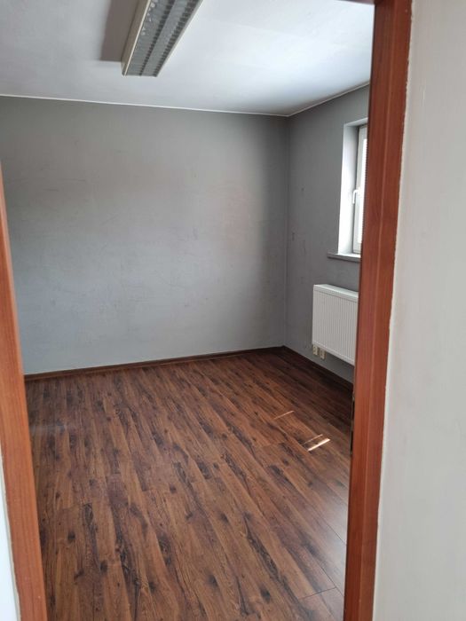 Pawilon piętrowy biurowo -usługowo-handlowy Warszawa ul.Bokserska .