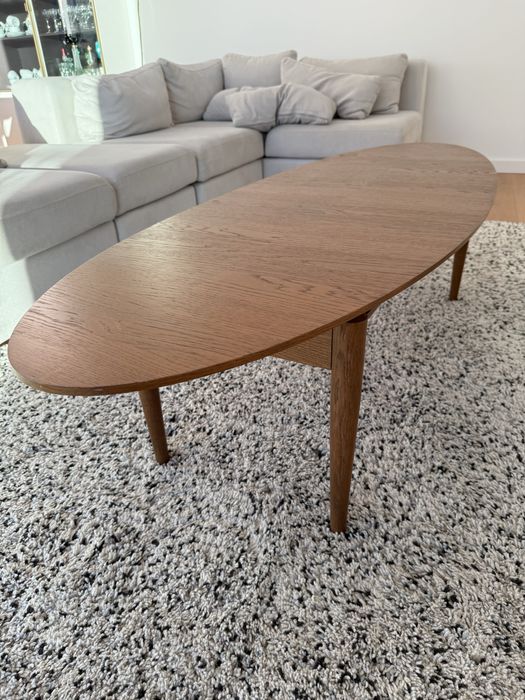 Mesa centro sala café oval madeira