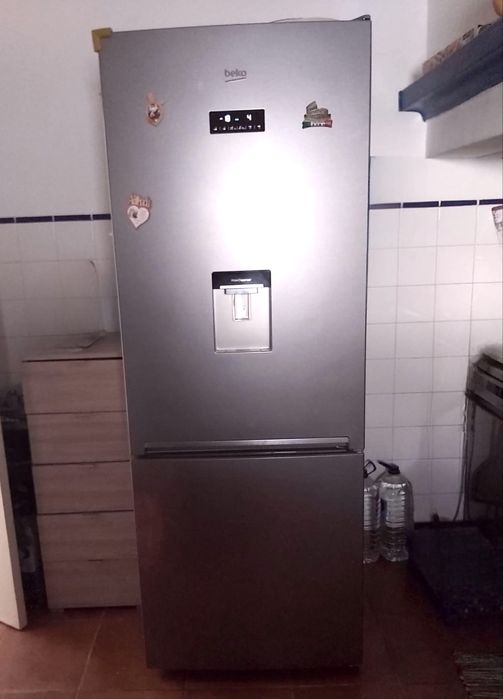 Frigorífico Combinado BEKO HarvestFresh