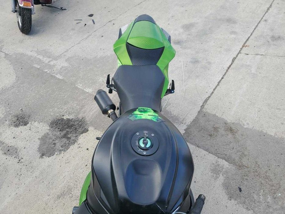 2016 SUZUKI GSX-R750